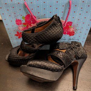 Poetic License Size 7.5 Euro 38 Black Peep Toes Rhinestones Bow Heels Pumps